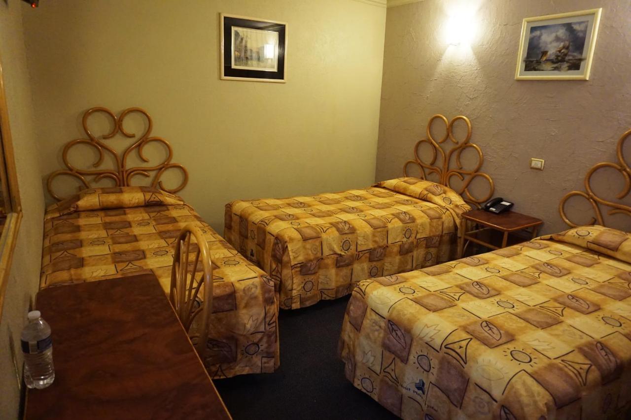 Hotel Plaza Crystal Xalapa Extérieur photo