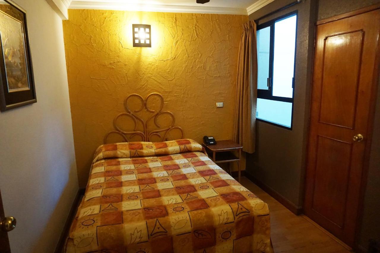 Hotel Plaza Crystal Xalapa Extérieur photo