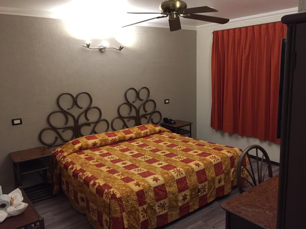 Hotel Plaza Crystal Xalapa Extérieur photo