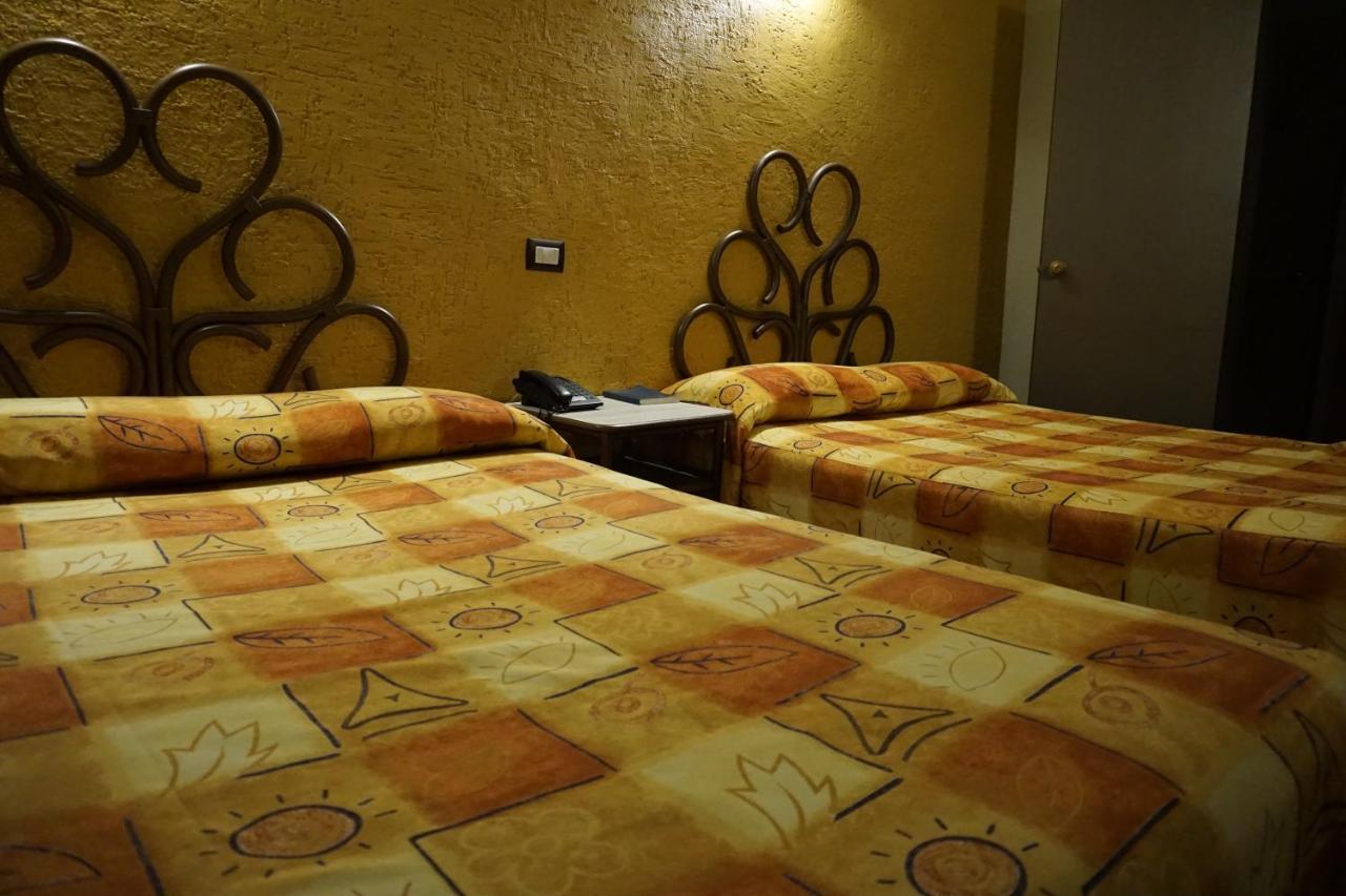 Hotel Plaza Crystal Xalapa Extérieur photo